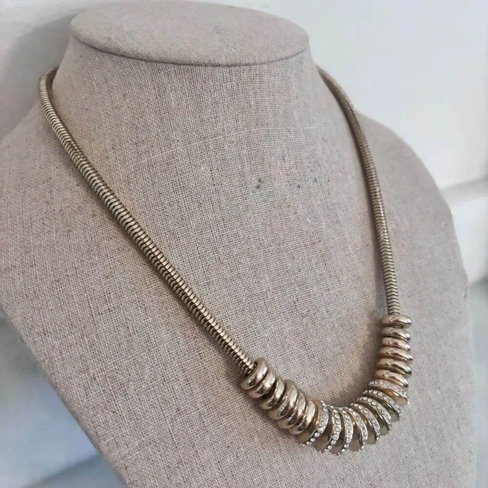 NWT Vintage Avon Forever Selected By Paula Abdul Statement Necklace Gold-tone OS - Picture 2 of 8